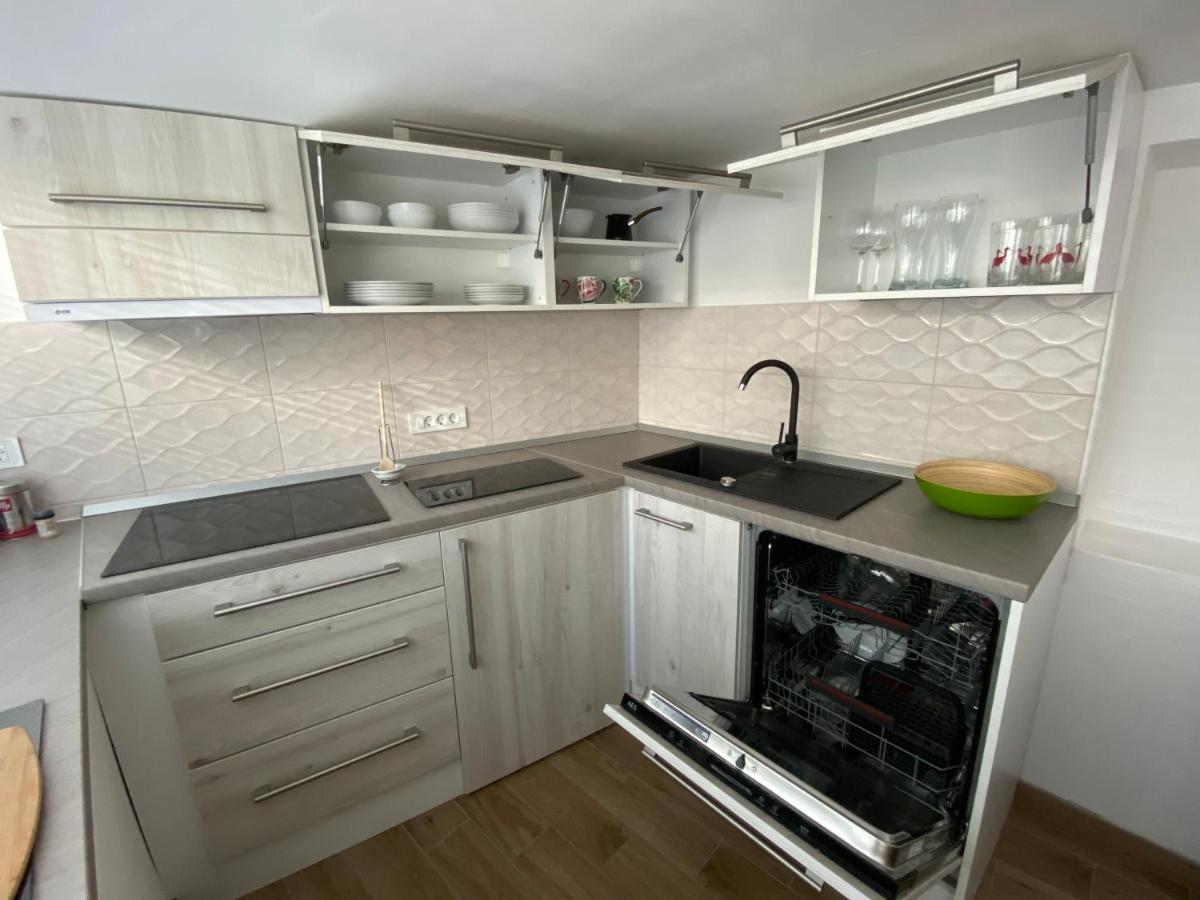 Apartma Sinitus Izola Exterior foto